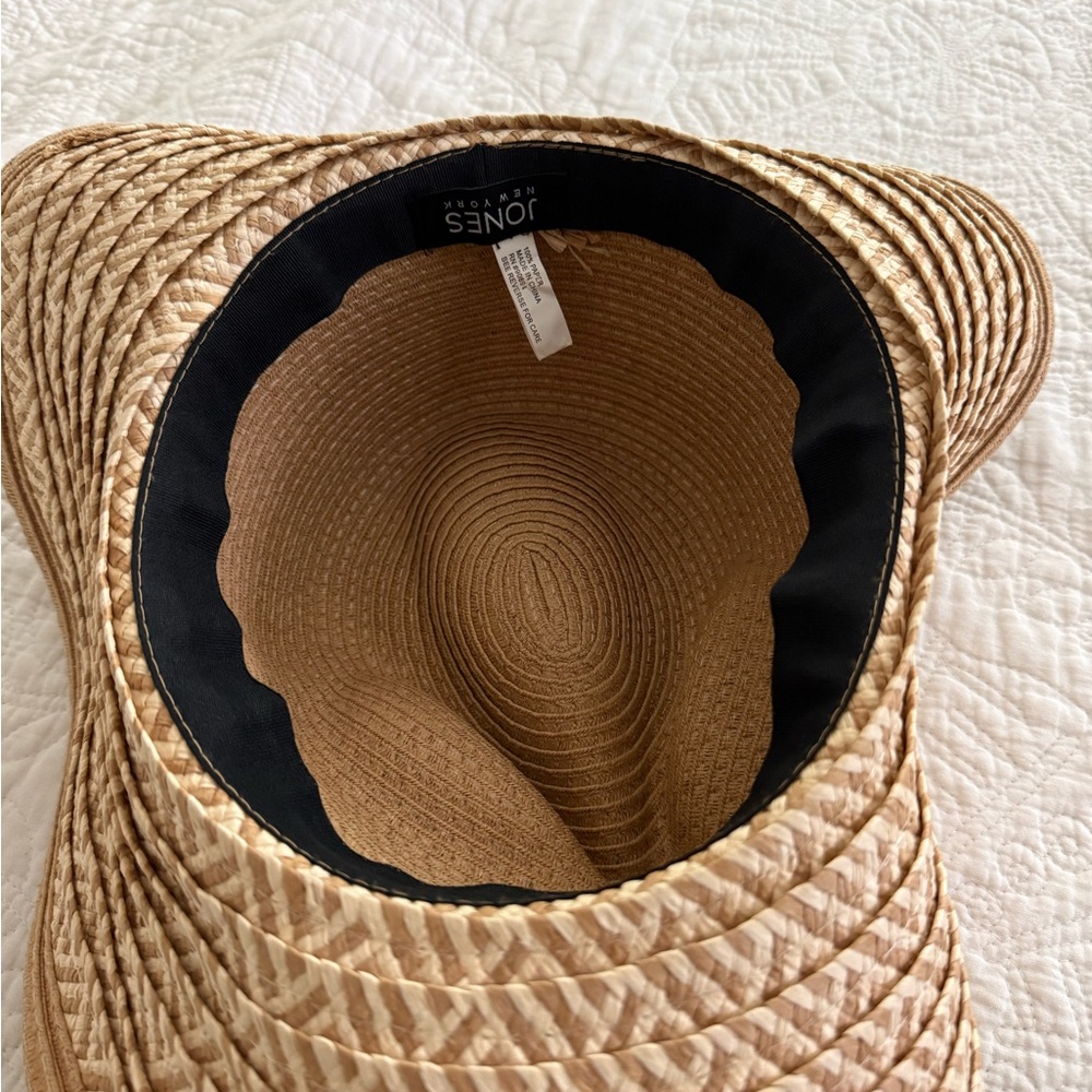 Jones New York Wide Brim Sun Hat – Beige - Picture 2 of 2